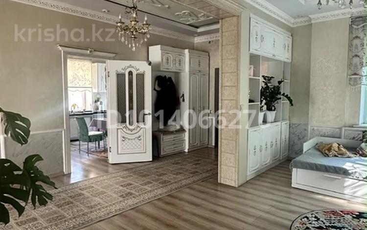 Жеке үй · 6 бөлме · 300 м² · 6 жүзд., Жунісіп көшесі 133/335, бағасы: 1.4 млн ₸ в Алматы, Наурызбайский р-н — фото 2