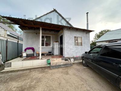Отдельный дом · 3 комнаты · 102 м² · 3.1 сот., С/к локомотивное депо 8-72 за 12 млн ₸ в Актобе, мкр. Курмыш