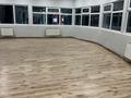 Свободное назначение, офисы, магазины и бутики, склады, общепит, салоны красоты, медцентры и аптеки, образование, развлечения, конференц-залы, кабинеты и рабочие места, студии · 120 м² за 750 000 〒 в Алматы, Ауэзовский р-н — фото 11