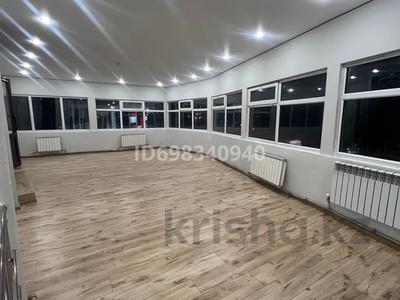 Аренда коммерческой недвижимости в Алматы: Свободное назначение, офисы, магазины и бутики, склады, общепит, салоны красоты, медцентры и аптеки, образование, развлечения, конференц-залы, кабинеты и рабочие места, студии · 120 м² за 750 000 〒 Свободное назначение, офисы, магазины и бутики, склады, общепит, салоны красоты, медцентры и аптеки, образование, развлечения, конференц-залы, кабинеты и рабочие места, студии · 120 м² за 750 000 〒 в Алматы, Ауэзовский р-н