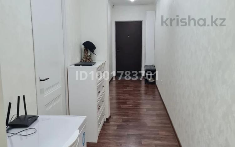 3-комнатная квартира · 79 м² · 2/9 этаж, мкр Юго-Восток, Шапагат 8 — Б.Момышулы за 35 млн 〒 в Караганде, Казыбек би р-н — фото 2