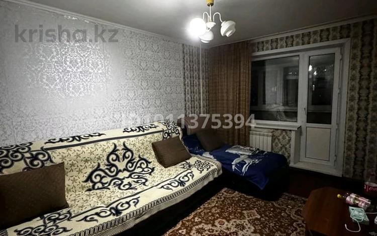 1-комнатная квартира · 36 м² · 5/9 этаж, Озёрная 33/2 — Находиться возле магазина Веги за 6 млн ₸ в Темиртау — фото 2