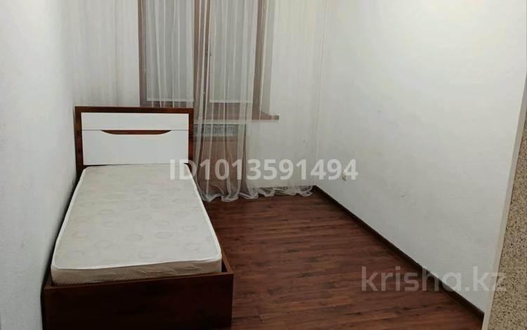 4-комнатная квартира · 74 м² · 4/5 этаж, Казыбек би 114 — Между обл Акиматом и стамотологией Радищева за 200 000 ₸ в Таразе — фото 2