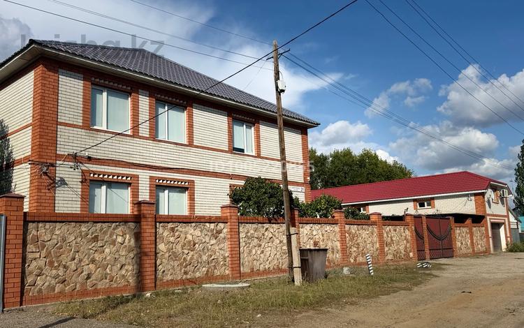 Жеке үй · 7 бөлме · 300 м² · 12 жүзд., Энергетиков 21 — Ешбаева, бағасы: 62.5 млн ₸ в Актобе, жилой массив Заречный-1 — фото 2
