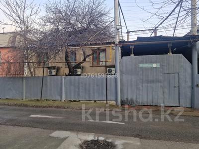 Отдельный дом · 8 комнат · 200 м² · 4.7 сот., Курмангазы 4 — Параллельно проспекту Конаева за магазином Технодом за 60 млн 〒 в Шымкенте, Аль-Фарабийский р-н