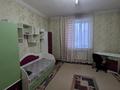 Дом · 6 комнат · 300 м², Жабаева 95 за 150 000 ₸ в Петропавловске — фото 8