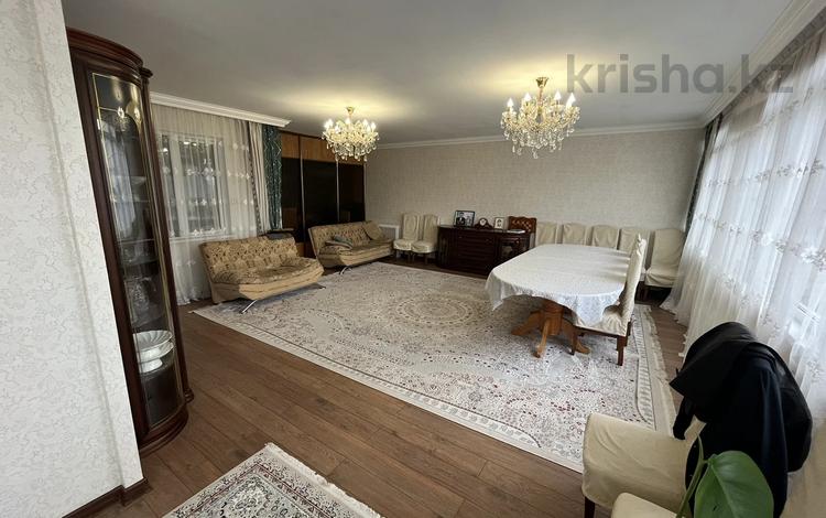 4-бөлмелі пәтер · 156 м² · 2/10 қабат, Кенесары хана 54 — Кенесары хана, бағасы: 82 млн ₸ в Алматы, Наурызбайский р-н — фото 2