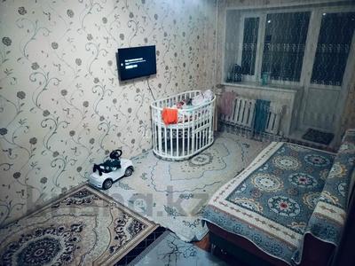 1-бөлмелі пәтер · 32 м² · 3/5 қабат, 13-шағынаудан 24, бағасы: 8 млн ₸ в Караганде, Алихана Бокейханова р-н
