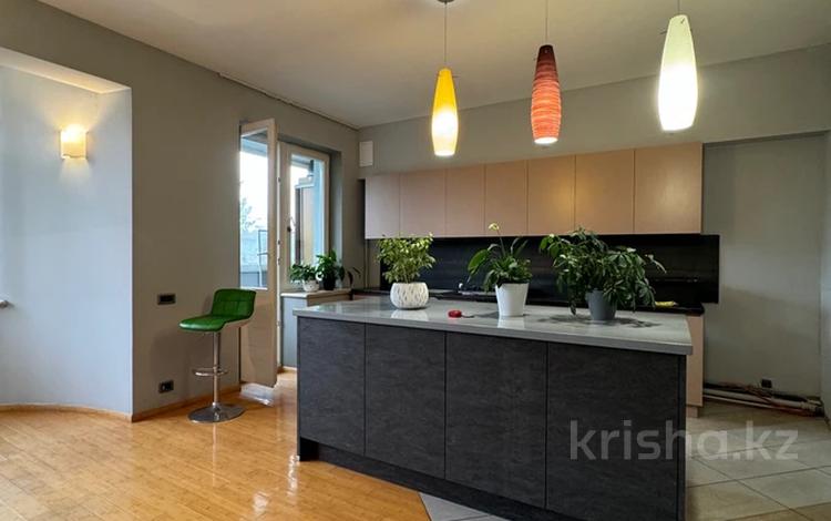 5-бөлмелі пәтер · 250 м² · 5/8 қабат, Жамбыла 26 — Пушкина, бағасы: 1.7 млн 〒 в Алматы, Медеуский р-н — фото 5
