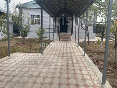 Отдельный дом · 4 комнаты · 144 м² · 8 сот., мкр Самал-2, МкрМирас 53 — Пересечение аргынбекова казиева за 50 млн ₸ в Шымкенте, Абайский р-н