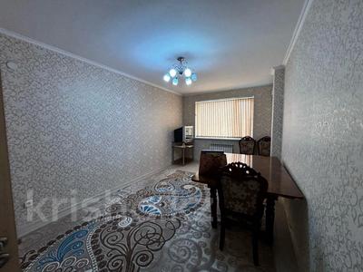 3-комнатная квартира · 80 м² · 3/9 этаж · помесячно, мкр Акжайык, Тулеметова 197/3 за 180 000 〒 в Шымкенте, Абайский р-н