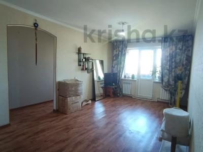 3-комнатная квартира · 58 м² · 5/5 этаж, мкр Новый Город — Супермаркет Оптима за 19.5 млн ₸ в Караганде, Казыбек би р-н