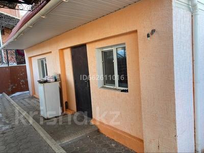 Жеке үй · 2 бөлме · 40 м², Куздеубаева 35, бағасы: 120 000 〒 в Бирлик