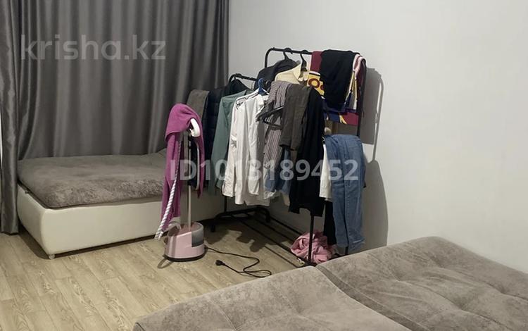 2 комнаты · 70 м² · 7/10 этаж, Республики 1/4 за 50 000 ₸ в Караганде — фото 2