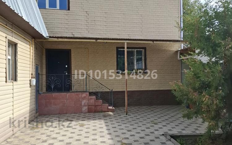 Отдельный дом · 6 комнат · 220 м² · 6 сот., мкр Алтай-1 — Ул.Майлина 142 за 1.2 млн ₸ в Алматы, Турксибский р-н — фото 2