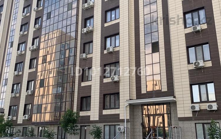 2-комнатная квартира · 66.7 м² · 4/8 этаж, Абулхаир хана 70/2 за 39 млн ₸ в Атырау — фото 2