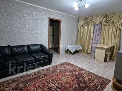 2-бөлмелі пәтер · 42 м² · 1/4 қабат, шукурова 31 — напротив кафе ПРЕМЬЕР, бағасы: 10 млн ₸ в 