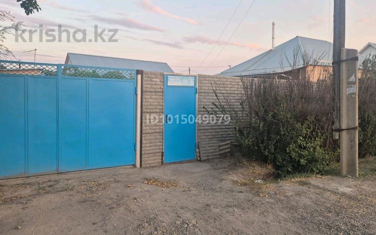 Жеке үй · 3 бөлме · 60 м² · 6 жүзд., Ыкласс Дукенулы 109 — Магазин Жулдыз, бағасы: 28 млн ₸ в Таразе — фото 2
