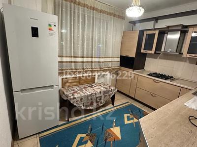 Пәтерлер в Алматы: 3-бөлмелі пәтер · 69 м² · 1/5 қабат, Гоголя 174/96 65 — Гоголя-Байзакова, бағасы: 300 000 〒 3-бөлмелі пәтер · 69 м² · 1/5 қабат, Гоголя 174/96 65 — Гоголя-Байзакова, бағасы: 300 000 〒 в Алматы, Алмалинский р-н