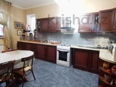 Жеке үй · 5 бөлме · 209 м² · 12 сот., мкр 12, Алаш 00, бағасы: 55 млн ₸ в Актобе
