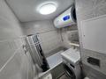 2-комнатная квартира · 48 м² · 2/5 этаж, Майкудук, Майкудук, 12й микрорайон 38 за 150 000 ₸ в Караганде, Алихана Бокейханова р-н — фото 2