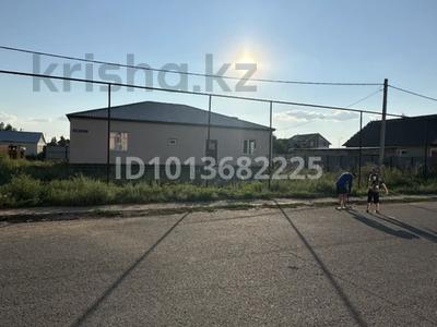 Жеке үй · 5 бөлме · 180 м² · 9 жүзд., Е 601 3 — Уркер, военный городок,газ,все комуникации центральные., бағасы: 45 млн ₸ в Астане, Есильский р-н