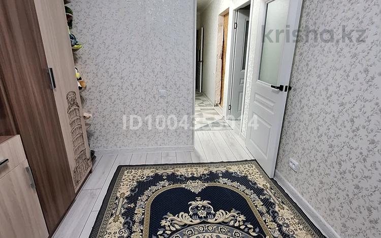 4-бөлмелі пәтер · 79 м² · 4/5 қабат, Абдразакова 5 — Дархан базардың қасында, бағасы: 30 млн ₸ в Шымкенте, Аль-Фарабийский р-н — фото 2