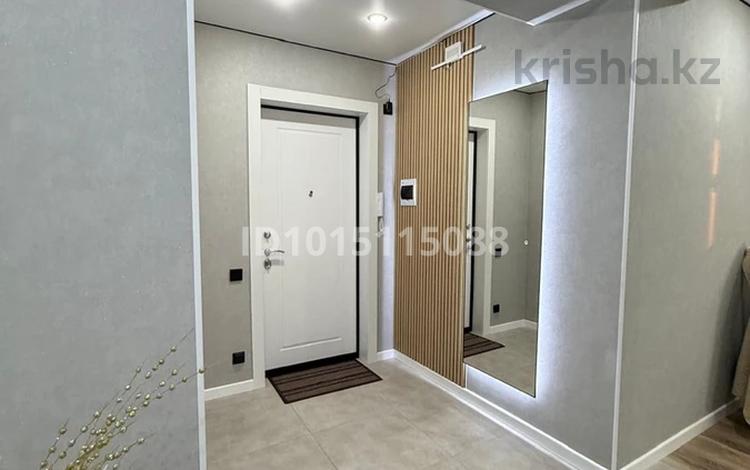 4-бөлмелі пәтер · 90 м² · 4/10 қабат, мкрн. Центральный 50А, бағасы: 60 млн ₸ в Кокшетау — фото 2