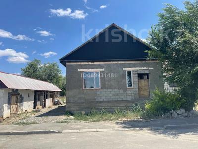 Продажа домов и дачи в Жетысу обл.: Отдельный дом · 5 комнат · 144 м² · 10 сот., Олжас Кулжабеков 3 — Новый микрорайон Плодопитомник за 20 млн 〒 Отдельный дом · 5 комнат · 144 м² · 10 сот., Олжас Кулжабеков 3 — Новый микрорайон Плодопитомник за 20 млн 〒 в Талдыкоргане