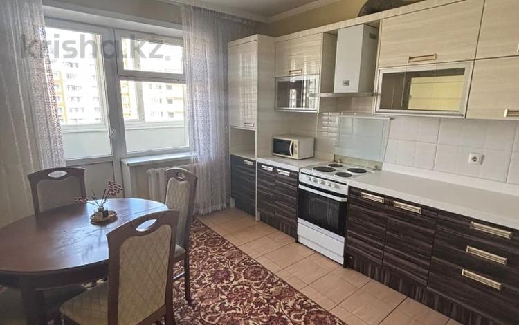 3-бөлмелі пәтер · 90.3 м² · 7/15 қабат, Мәңгілік Ел 19, бағасы: 300 000 ₸ в Астане, Есильский р-н — фото 2