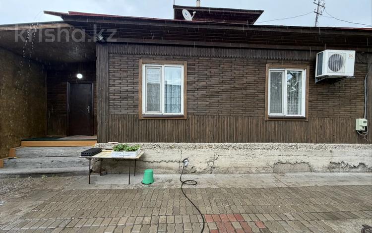 Отдельный дом · 3 комнаты · 122 м² · 6.65 сот., Рыночная за 29 млн ₸ в Семее — фото 2