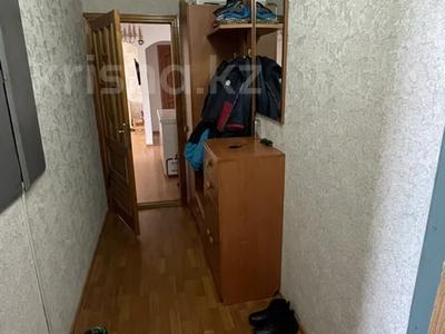 4-бөлмелі пәтер, 93.7 м², 4/5 қабат, мкр 8, Гришина, бағасы: 24 млн 〒 в Актобе, мкр 8