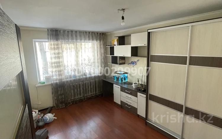 2-комнатная квартира · 47 м² · 1/5 этаж, Абая 43/1 — Абая Металлургов за 9.5 млн ₸ в Темиртау — фото 2
