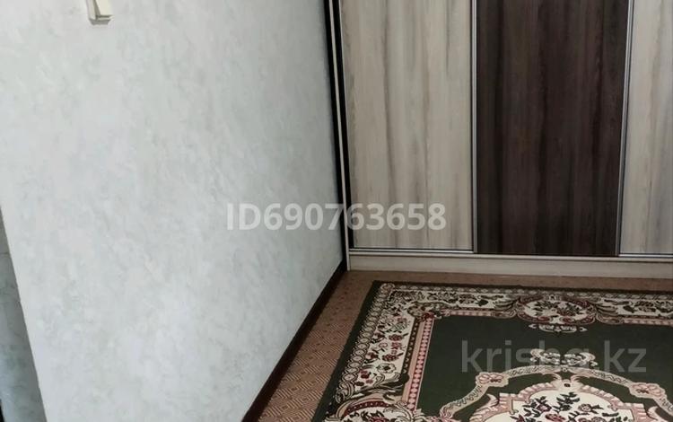 2-комнатная квартира, 49 м², 1/2 этаж, Чкалова 50 за 12 млн 〒 в Талдыкоргане — фото 2
