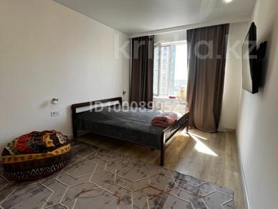 1-бөлмелі пәтер · 45 м² · 10/12 қабат, Райымбека 210/5, бағасы: 270 000 ₸ в Алматы, Алмалинский р-н