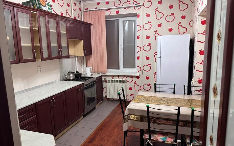 3-бөлмелі пәтер · 85 м² · 4/10 қабат, 12 ш/а. 16г, бағасы: 200 000 ₸ в Актобе, мкр 12 — фото 2