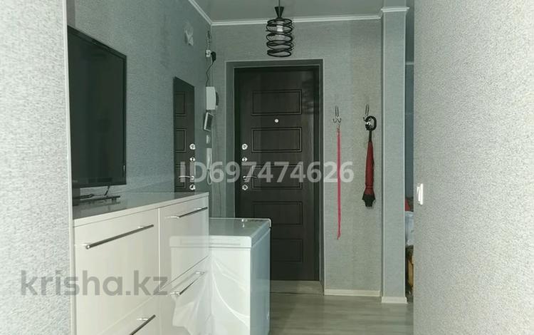 3-комнатная квартира, 65 м², 5/9 этаж, Новаторов 2 за 26 млн 〒 в Усть-Каменогорске, Ульбинский — фото 2