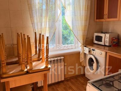 3-комнатная квартира · 60 м² · 4/4 этаж, мкр №9 за 300 000 ₸ в Алматы, Ауэзовский р-н