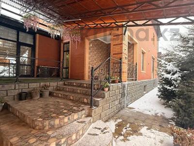 Отдельный дом · 6 комнат · 380.4 м² · 10 сот., мкр Акжар, Медеубекова за 98 млн ₸ в Алматы, Наурызбайский р-н