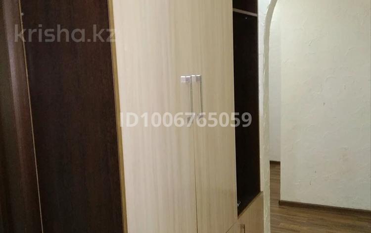 2-бөлмелі пәтер · 60 м² · 2/5 қабат, Абая, бағасы: 23.7 млн ₸ в  — фото 2