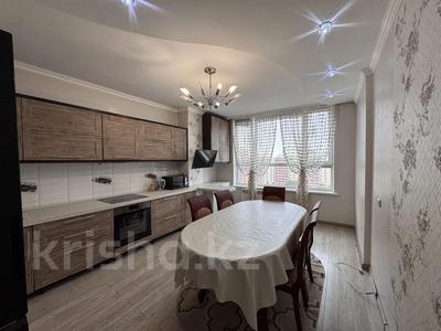 3-комнатная квартира · 91 м² · 10/16 этаж, мкр Юго-Восток, пр. Шахтеров — супермаркет Корзина за 38.9 млн ₸ в Караганде, Казыбек би р-н