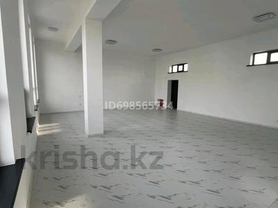 Свободное назначение, салоны красоты, образование, развлечения, конференц-залы, кабинеты и рабочие места, студии · 64 м² за 140 000 〒 в Шымкенте, Абайский р-н