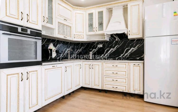 4-комнатная квартира · 120 м² · 1 этаж, Мкр. Женис . — Женис, 6 микрорайон за 35 000 ₸ в Уральске, мкр Школьник — фото 24