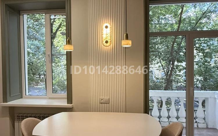 2-комнатная квартира · 52 м² · 2/3 этаж, мкр Тастак-3, Жибек Жолы 149 за 52 млн ₸ в Алматы, Алмалинский р-н — фото 2