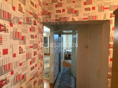 Продажа квартир в Жетысуская обл.: 2-комнатная квартира, 48 м², 4/5 этаж, 5 мкр 28 — Конечная остановка диспетчерской за 15 млн 〒 2-комнатная квартира, 48 м², 4/5 этаж, 5 мкр 28 — Конечная остановка диспетчерской за 15 млн 〒 в Талдыкоргане, мкр Самал