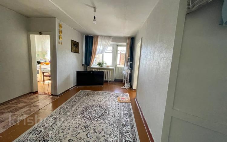 3-бөлмелі пәтер · 40.7 м² · 3/5 қабат, аль фараби 100 — чехова, бағасы: 16.5 млн ₸ в Костанае — фото 2