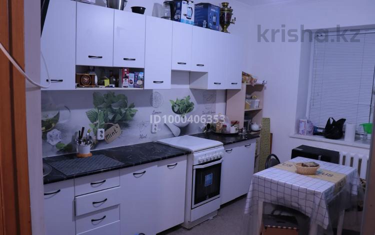 3-комнатная квартира · 84 м² · 5/5 этаж, 10-й мкр, 23 за 27 млн 〒 в Балхаше — фото 7