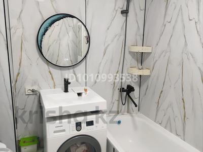 1-комнатная квартира · 45 м² · 4/5 этаж, Микрорайон Нурсая 88 за 160 000 〒 в Атырау, мкр Авангард-2