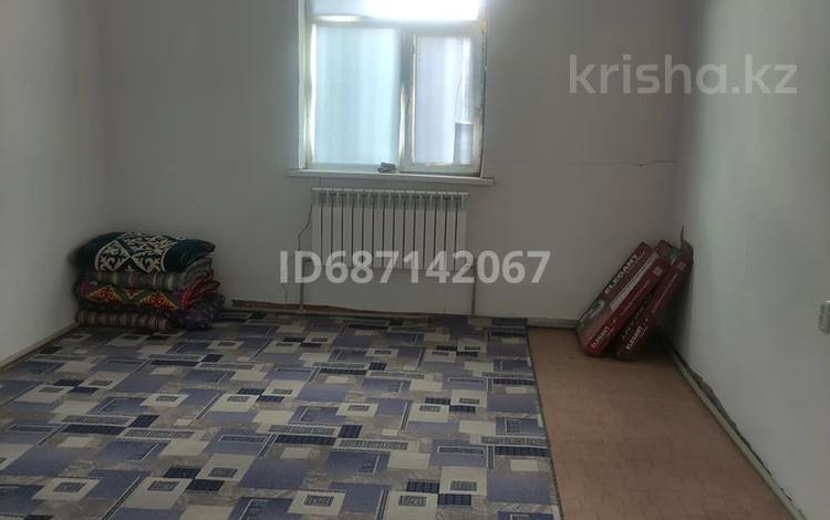 2-комнатный дом помесячно, 40 м², 8 сот., мкр Ынтымак