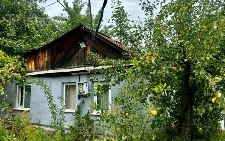 Отдельный дом · 3 комнаты · 72.9 м² · 6.87 сот., Оспанова 132 за 135 млн 〒 в Алматы — фото 2